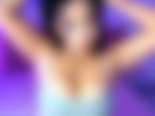 lauraG's Live Sex Cam Show