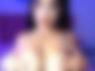 lauraG's Live Sex Cam Show