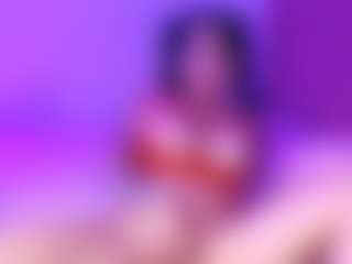 lauraG's Live Sex Cam Show