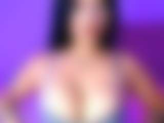 lauraG's Live Sex Cam Show