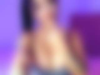 lauraG's Live Sex Cam Show