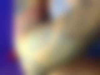 lauraG's Live Sex Cam Show