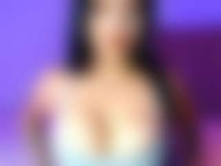 Live cam show with lauraG - Big Ass on CamSextacy