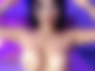 lauraG's Live Sex Cam Show