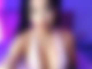 lauraG's Live Sex Cam Show