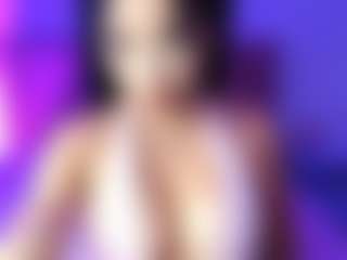 lauraG's Live Sex Cam Show