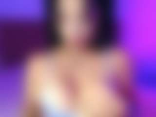lauraG's Live Sex Cam Show