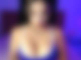 lauraG's Live Sex Cam Show