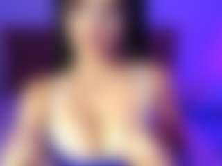 lauraG's Live Sex Cam Show