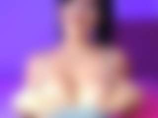 lauraG's Live Sex Cam Show