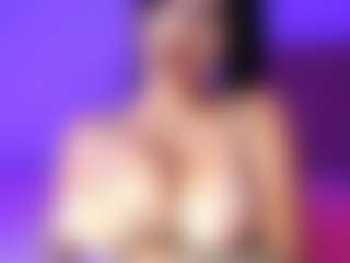 lauraG's Live Sex Cam Show
