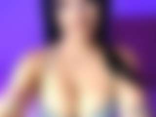 lauraG's Live Sex Cam Show
