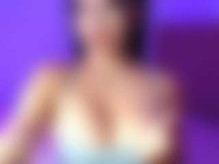 lauraG's Live Sex Cam Show