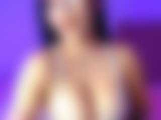 lauraG's Live Sex Cam Show