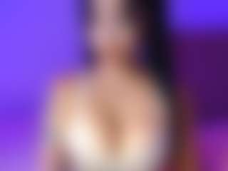 lauraG's Live Sex Cam Show