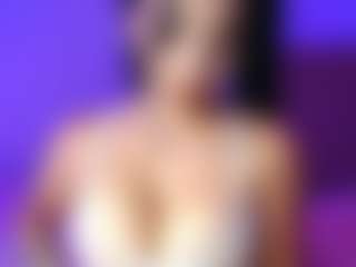lauraG's Live Sex Cam Show