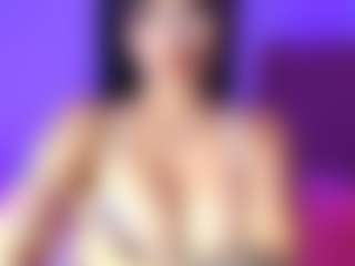 lauraG's Live Sex Cam Show