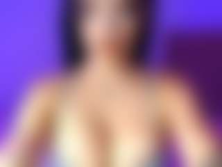 lauraG's Live Sex Cam Show