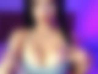 Live cam show with lauraG - Big Ass Big Tits on Camsoda