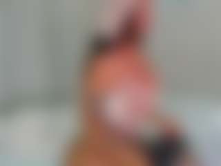 Live cam show with India - Tease Curvy on justonemore.cc