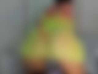 Live cam show with India - Strip BBW on Porn Luv