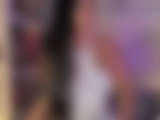 Live cam show with India - Shaved Pussy Curvy on Camming Site
