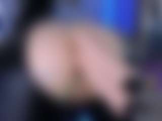 LoLaHotWet's Live Sex Cam Show