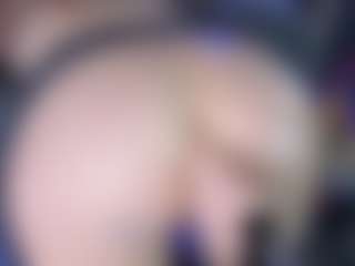LoLaHotWet's Live Sex Cam Show
