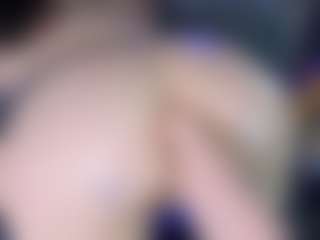 LoLaHotWet's Live Sex Cam Show