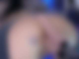 LoLaHotWet's Live Sex Cam Show