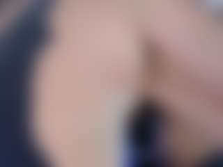 LoLaHotWet's Live Sex Cam Show