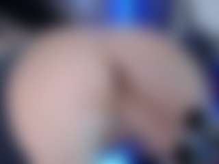 Live cam show with LoLaHotWet - Double Penetration on Taboo Cams XXX
