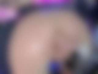 Live cam show with LoLaHotWet - Big Ass on Camsoda