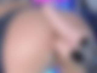 LoLaHotWet's Live Sex Cam Show