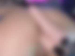 LoLaHotWet's Live Sex Cam Show