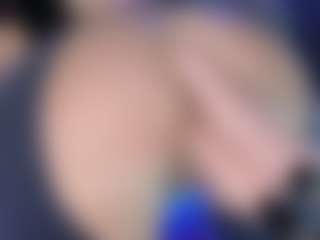 LoLaHotWet's Live Sex Cam Show
