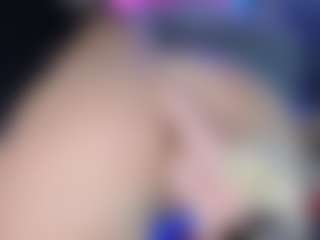 LoLaHotWet's Live Sex Cam Show