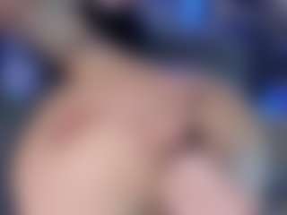 LoLaHotWet's Live Sex Cam Show