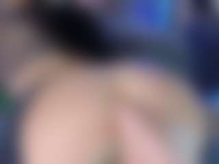 LoLaHotWet's Live Sex Cam Show