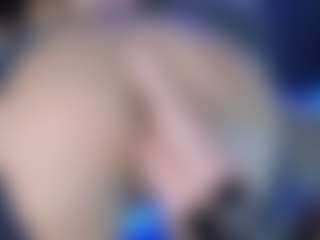 LoLaHotWet's Live Sex Cam Show