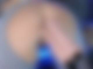 LoLaHotWet's Live Sex Cam Show