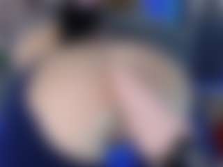 LoLaHotWet's Live Sex Cam Show