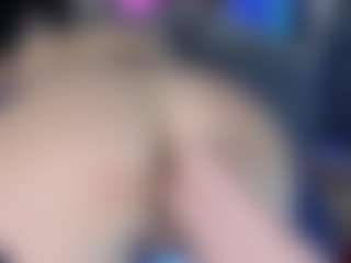 Live cam show with LoLaHotWet - Anal on Camsoda