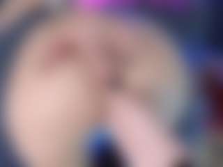 LoLaHotWet's Live Sex Cam Show
