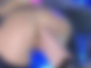 LoLaHotWet's Live Sex Cam Show
