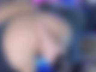 Live cam show with LoLaHotWet - BBW on Camiplay Live