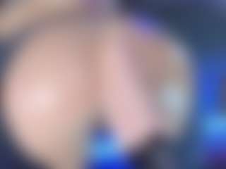 LoLaHotWet's Live Sex Cam Show