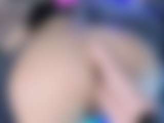 LoLaHotWet's Live Sex Cam Show
