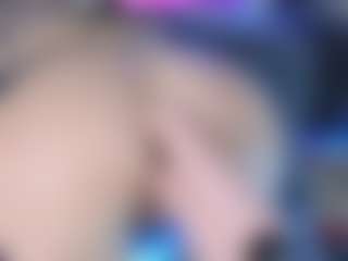 LoLaHotWet's Live Sex Cam Show