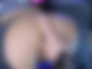 LoLaHotWet's Live Sex Cam Show